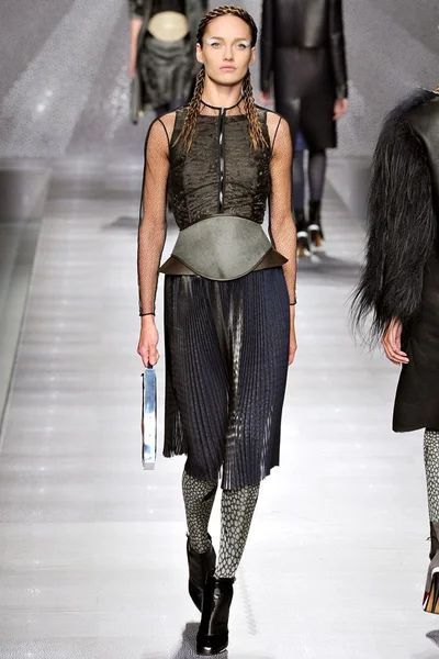 Look 31